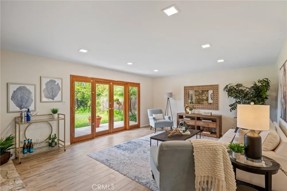 1557 Granvia Altamira Palos Verdes Estates, CA 90274
