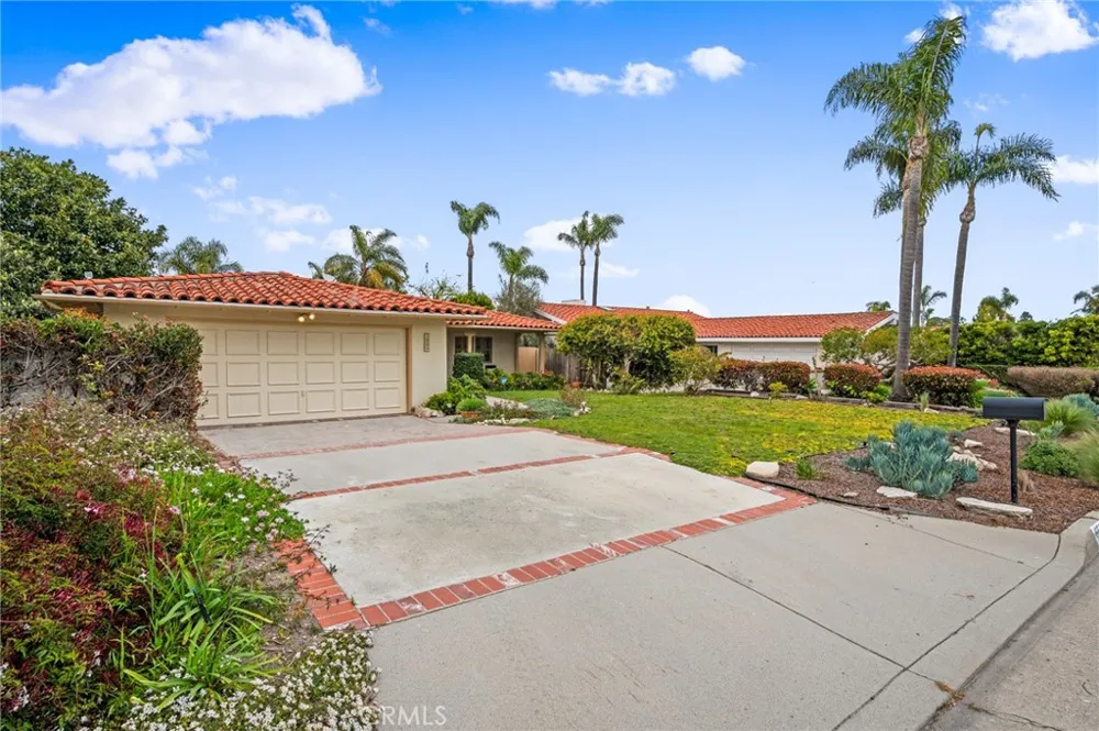 1557 Granvia Altamira Palos Verdes Estates, CA 90274