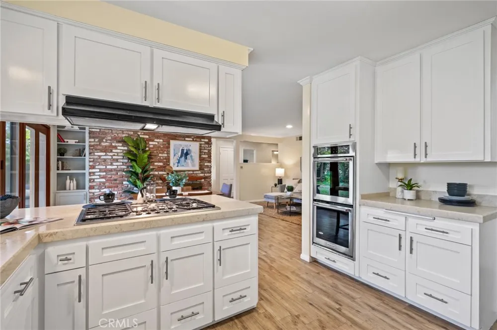 1557 Granvia Altamira Palos Verdes Estates, CA 90274