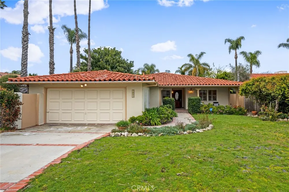1557 Granvia Altamira Palos Verdes Estates, CA 90274