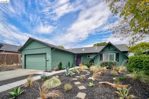 4709 Santa Rita Rd
