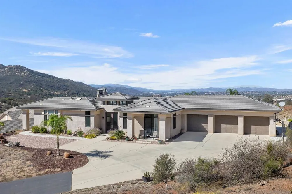 11888 Rancho Heights Rd Pala, CA 92059
