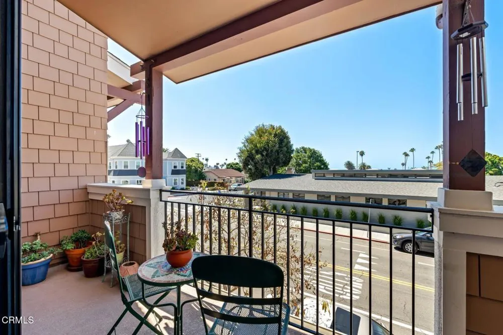 797 E Santa Clara Street Ventura, CA 93001