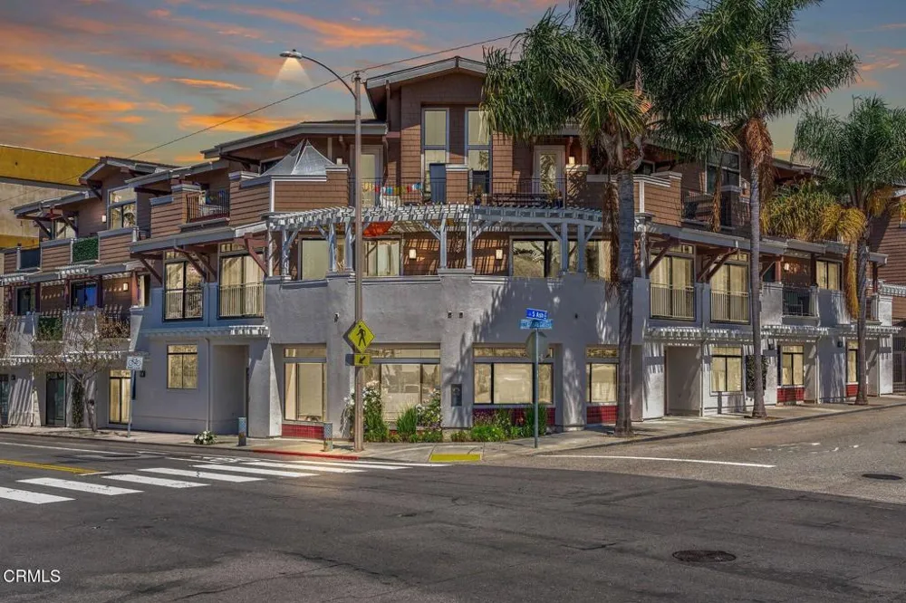 797 E Santa Clara Street Ventura, CA 93001