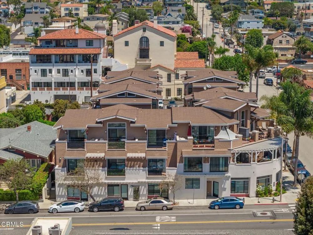 797 E Santa Clara Street Ventura, CA 93001