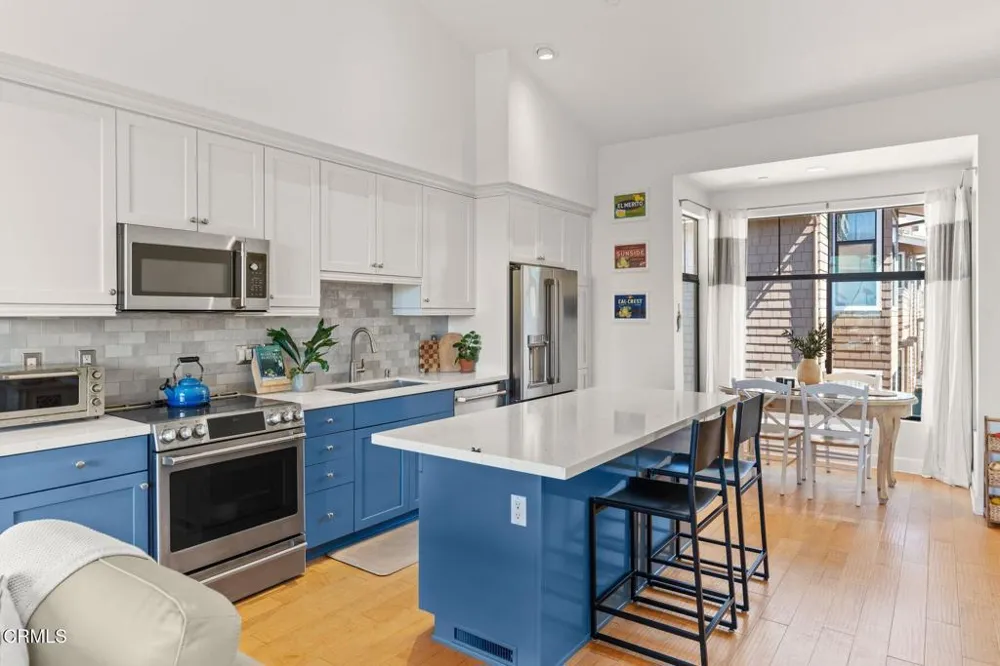 797 E Santa Clara Street Ventura, CA 93001
