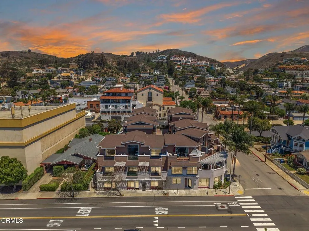 797 E Santa Clara Street Ventura, CA 93001