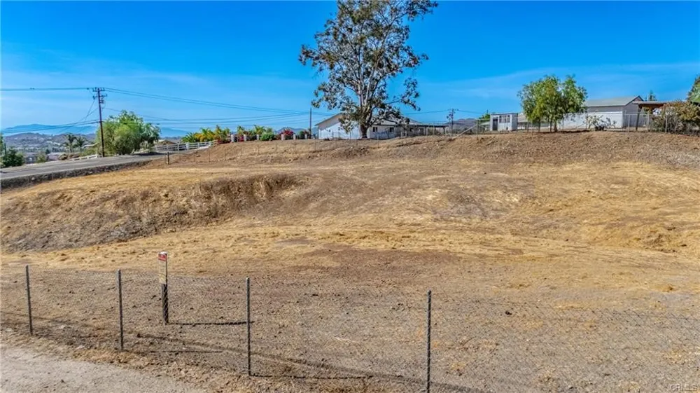 Conejo/Las Flores Menifee, CA 92587