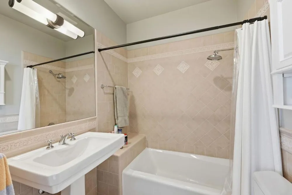 184 5th Avenue San Francisco, CA 94118