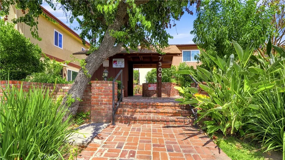 7300 Lennox #K16 Van Nuys, CA 91405