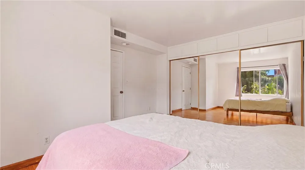 7300 Lennox #K16 Van Nuys, CA 91405