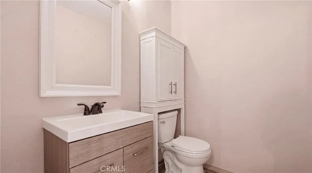7300 Lennox #K16 Van Nuys, CA 91405