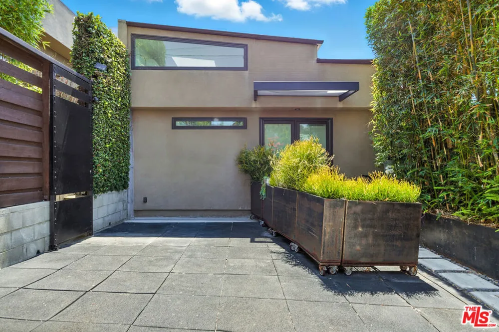 2722 6th Street #Unit B Santa Monica, CA 90405