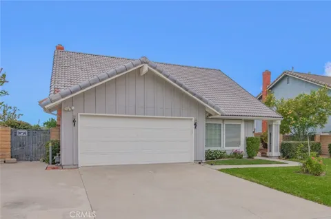 1441 Rolling Knoll Road