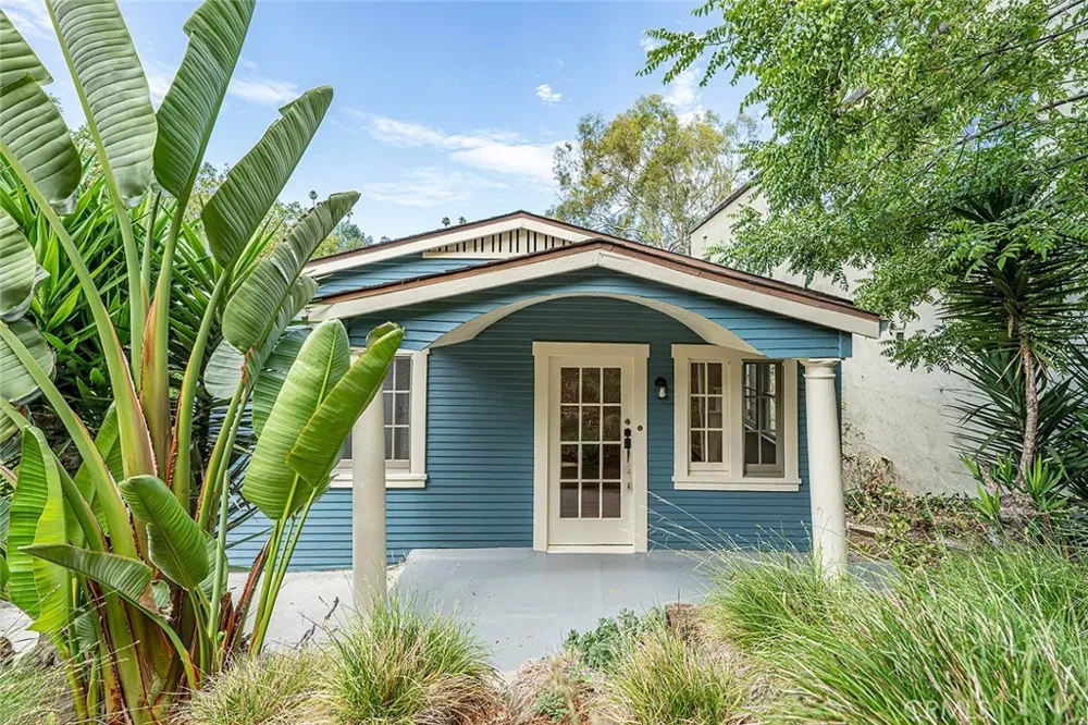 3322 Hamilton Way Los Angeles, CA 90026