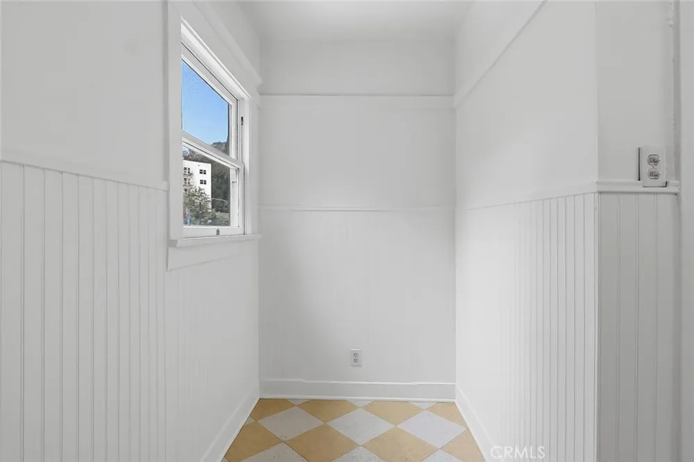 3322 Hamilton Way Los Angeles, CA 90026