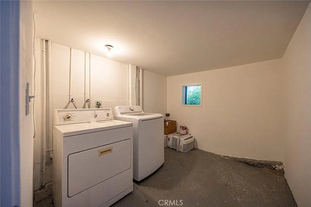 3322 Hamilton Way Los Angeles, CA 90026
