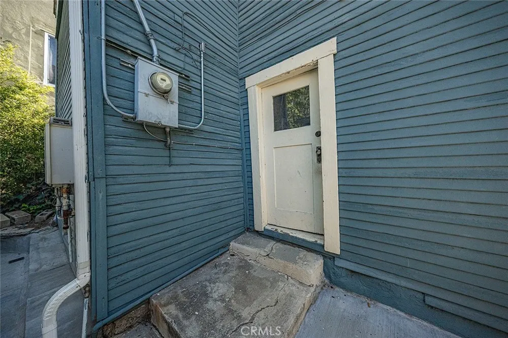 3322 Hamilton Way Los Angeles, CA 90026