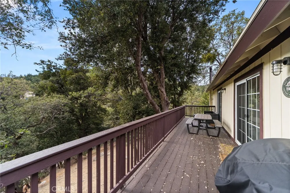 1541 Krause Lane Lake Arrowhead, CA 92352