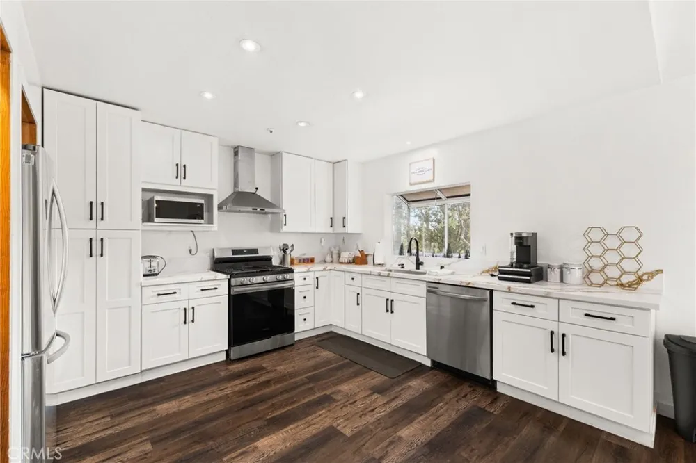 1541 Krause Lane Lake Arrowhead, CA 92352