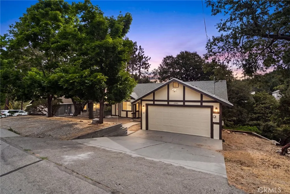 1541 Krause Lane Lake Arrowhead, CA 92352