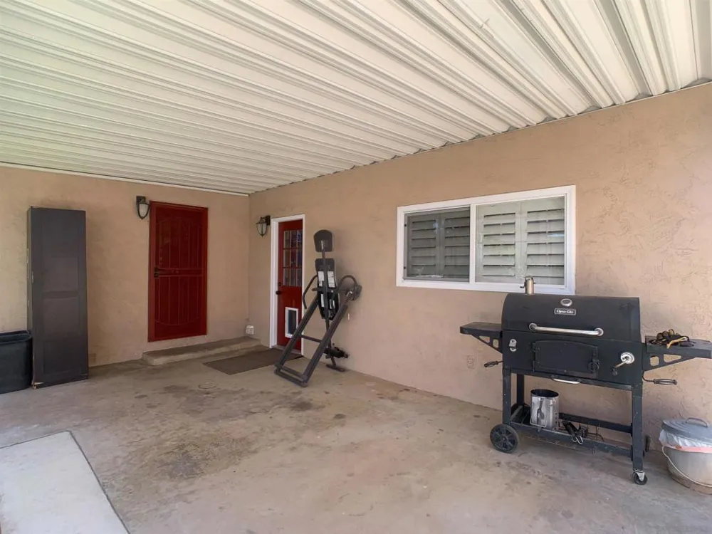 9077 KAY JAY LANE Lakeside, CA 92040