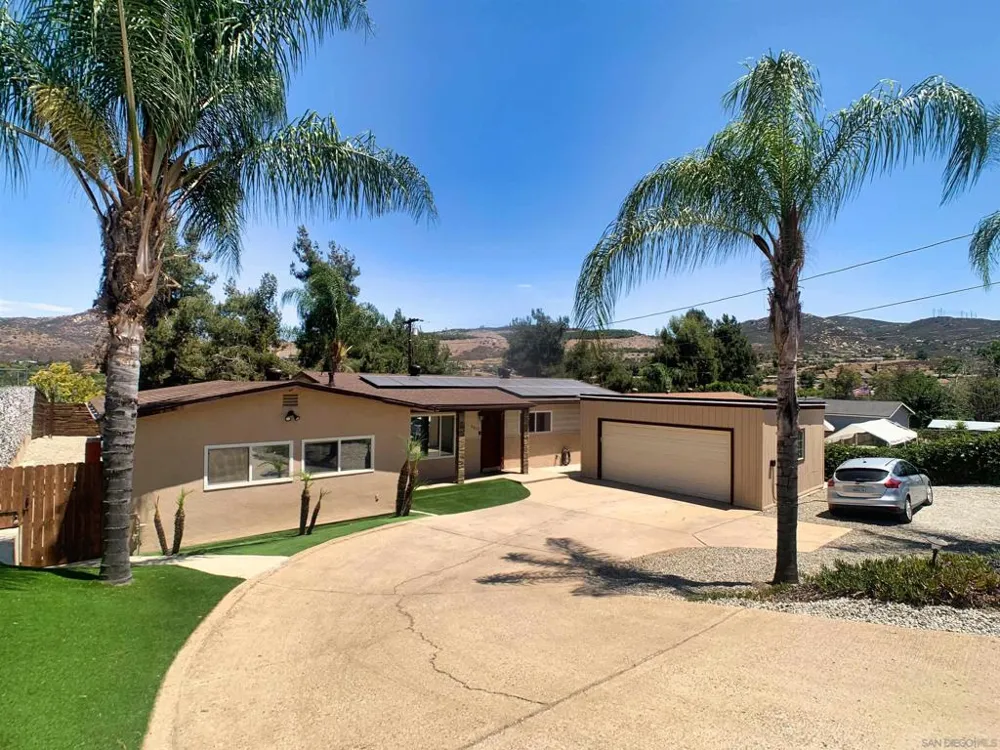 9077 KAY JAY LANE Lakeside, CA 92040