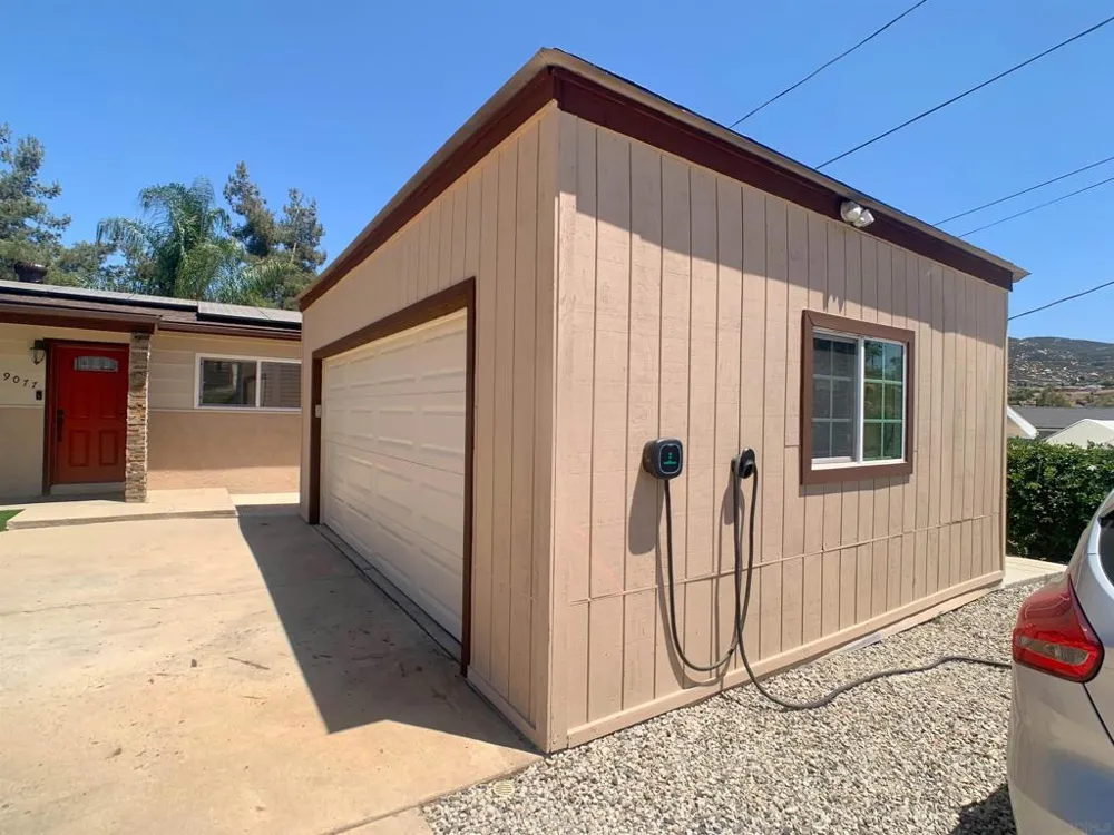9077 KAY JAY LANE Lakeside, CA 92040