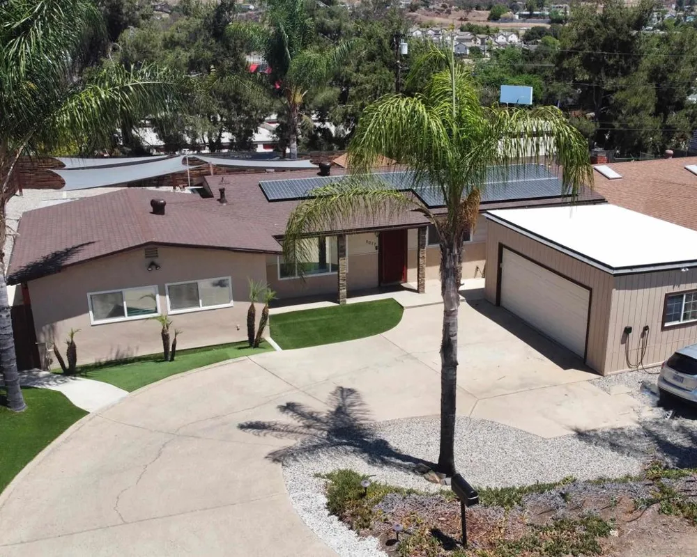9077 KAY JAY LANE Lakeside, CA 92040
