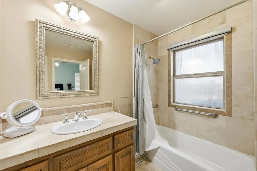 14040 Iris Lane Poway, CA 92064