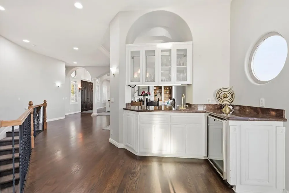 14040 Iris Lane Poway, CA 92064