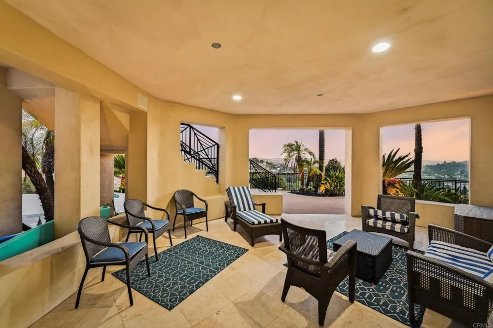 14040 Iris Lane Poway, CA 92064