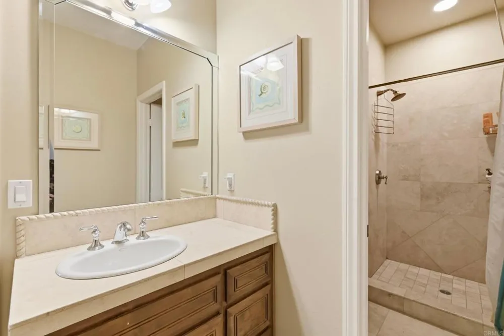 14040 Iris Lane Poway, CA 92064