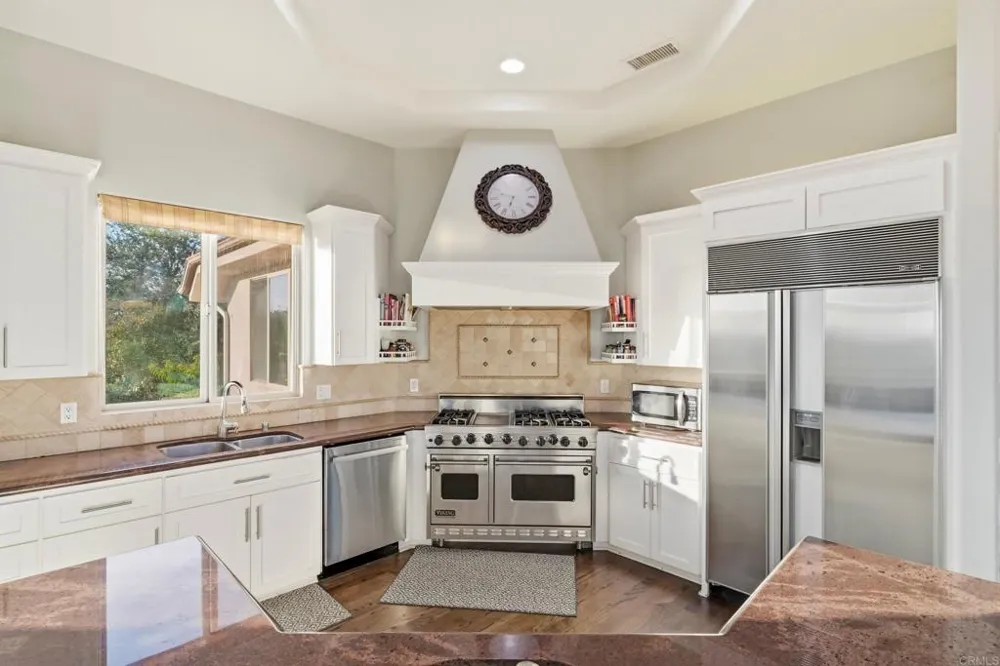 14040 Iris Lane Poway, CA 92064