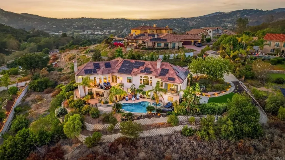 14040 Iris Lane Poway, CA 92064
