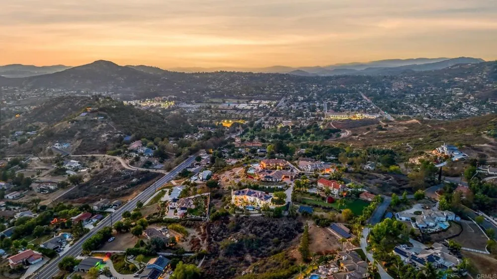 14040 Iris Lane Poway, CA 92064