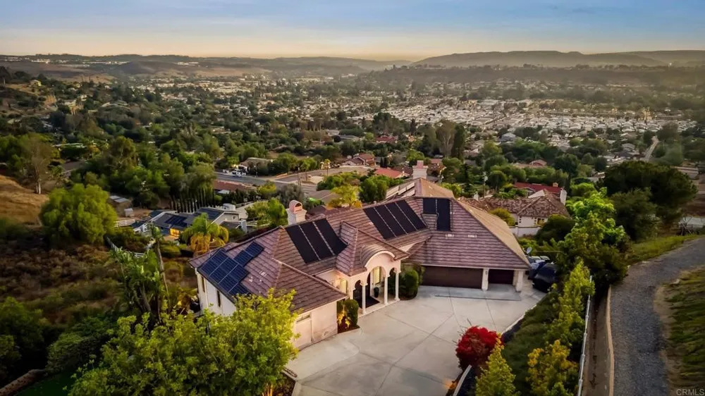 14040 Iris Lane Poway, CA 92064