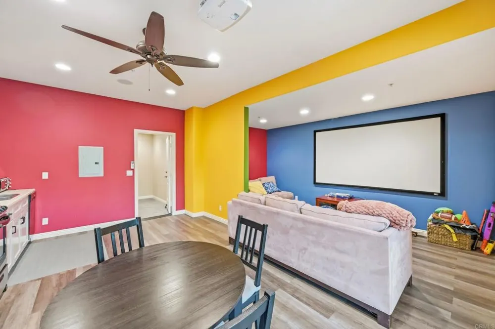 14040 Iris Lane Poway, CA 92064