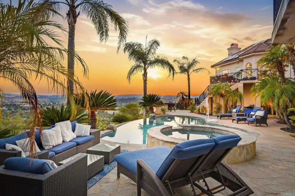 14040 Iris Lane Poway, CA 92064