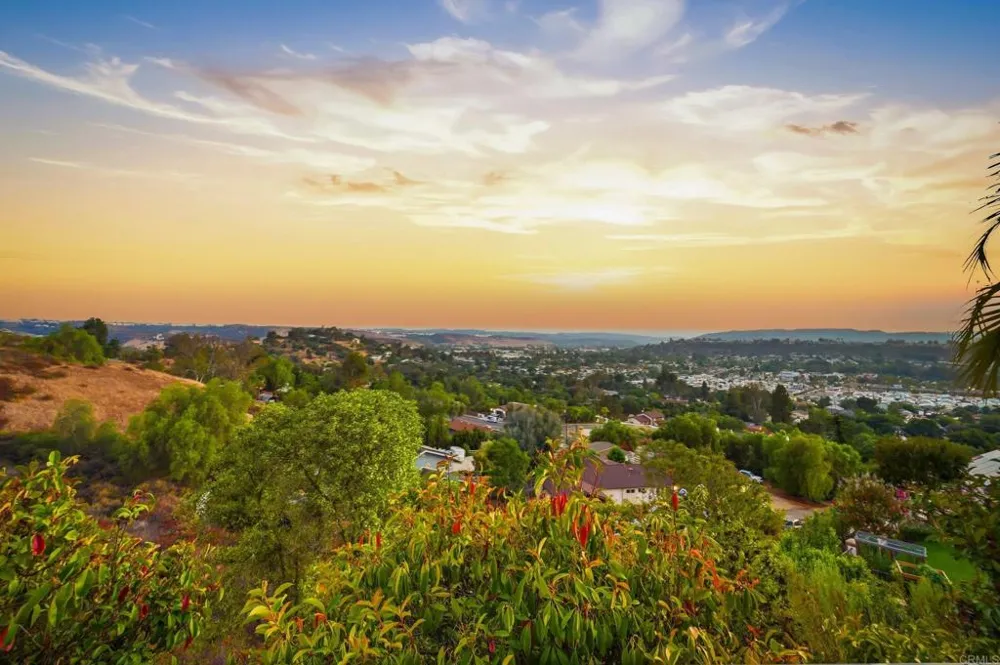 14040 Iris Lane Poway, CA 92064