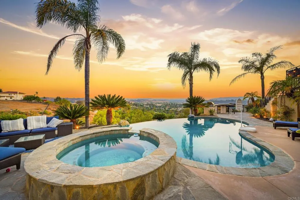 14040 Iris Lane Poway, CA 92064