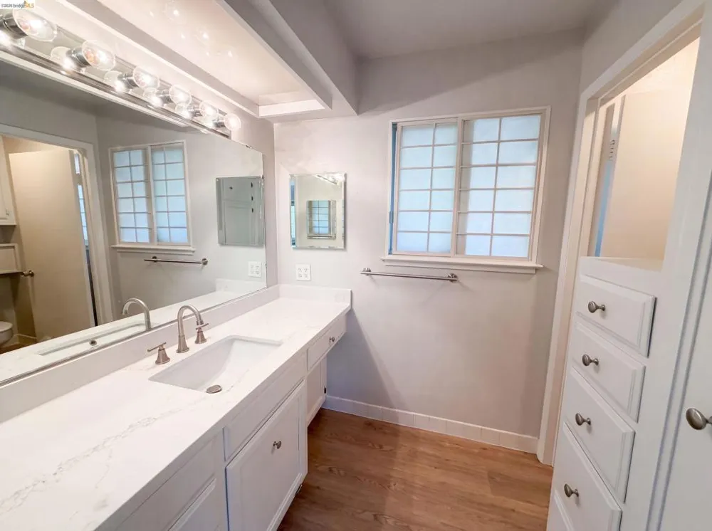 612 Tahos Rd Orinda, CA 94563