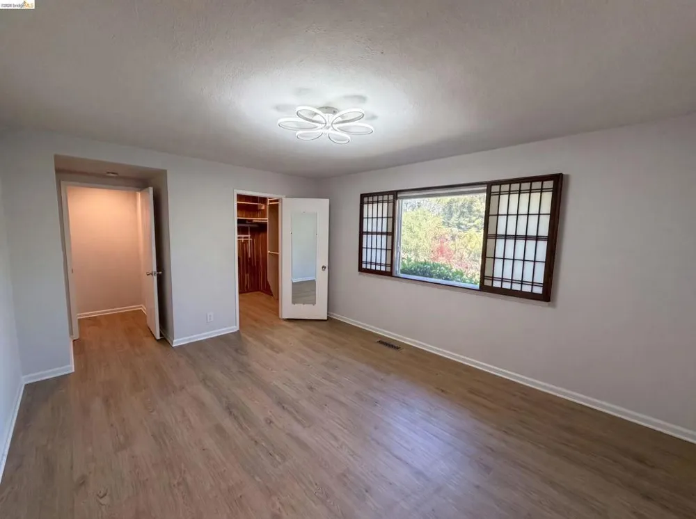 612 Tahos Rd Orinda, CA 94563