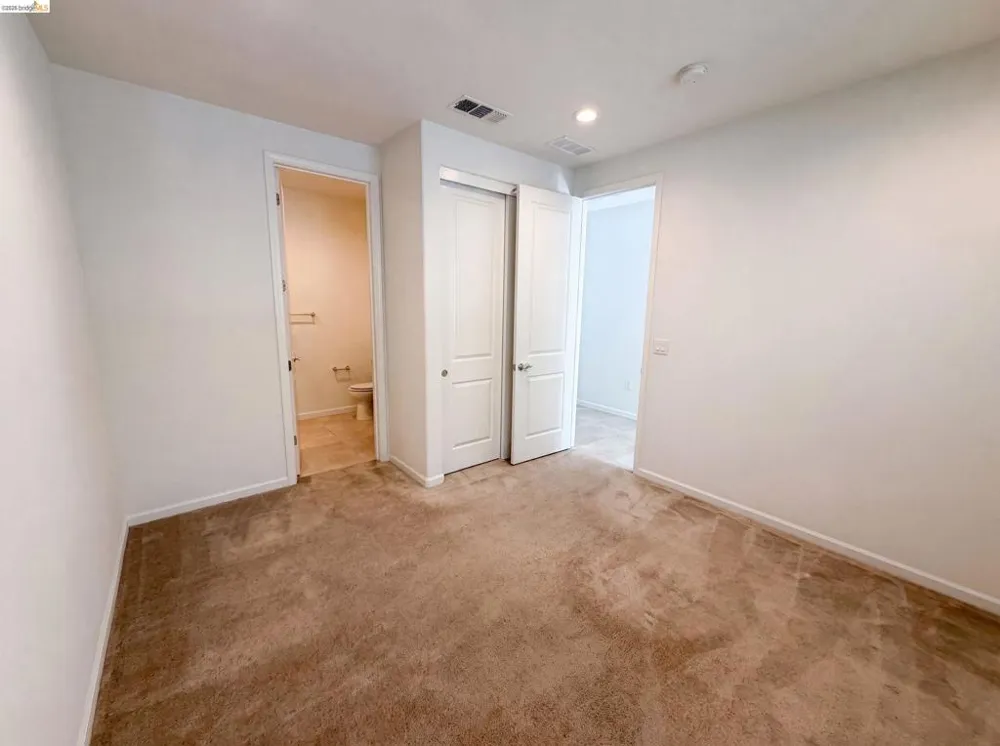 5731 El Dorado Ln Dublin, CA 94568