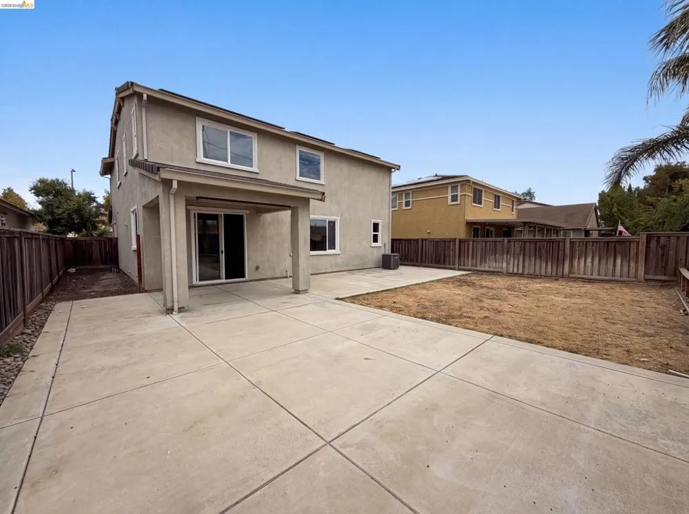 1519 Sycamore Dr Oakley, CA 94561