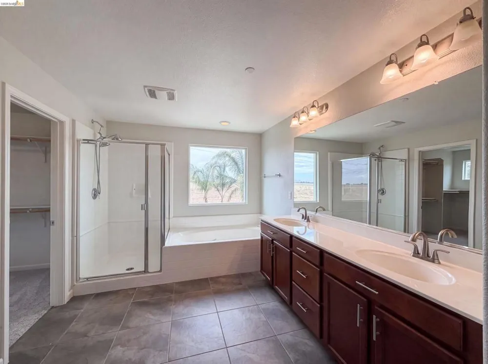 1519 Sycamore Dr Oakley, CA 94561