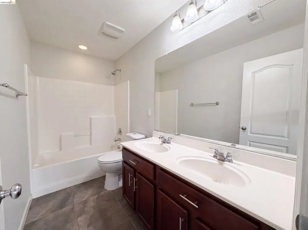 1519 Sycamore Dr Oakley, CA 94561