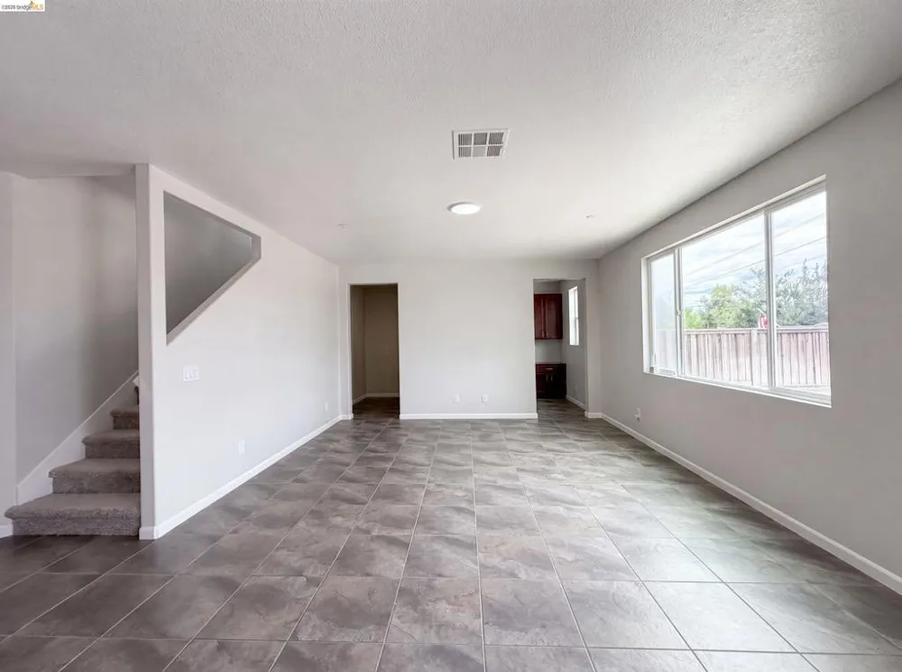 1519 Sycamore Dr Oakley, CA 94561