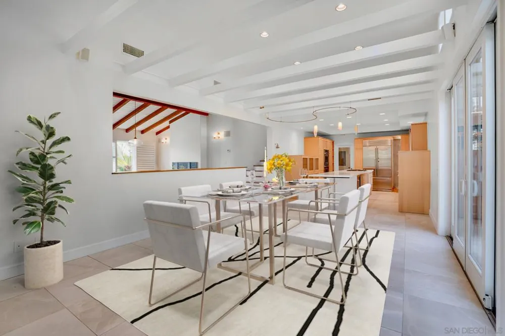 5247 Chelsea La Jolla, CA 92037