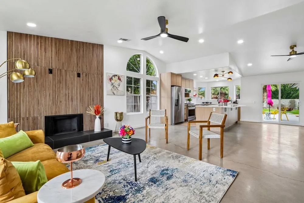 1941 Marguerite Street Palm Springs, CA 92264